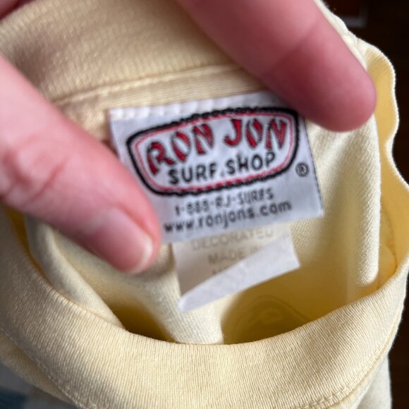 VTG Ron Jon Surf Shop Sz S Yellow Hawaii Hibiscus Graphic Cotton Tee Shirt - Picture 7 of 7